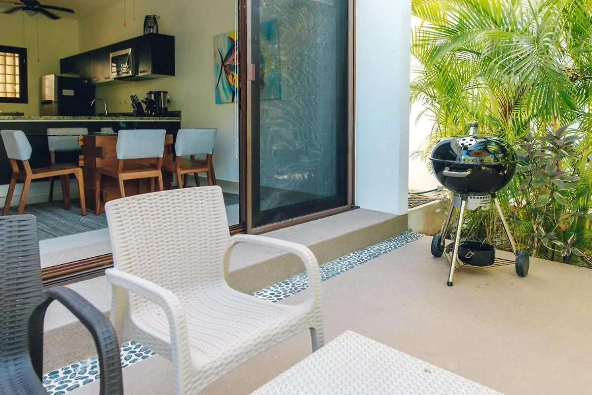 Serene Jungle Villa -Steps From The Ocean Akumal Lejlighed